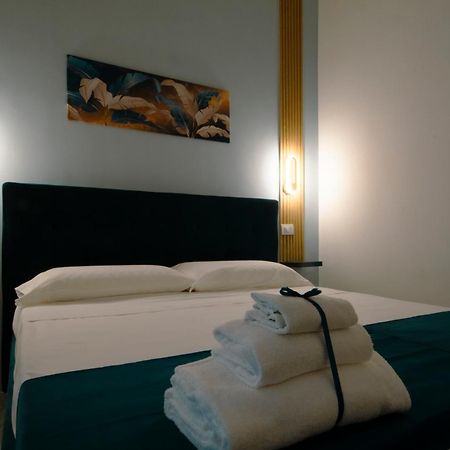 La Reggia Della Duchesca Hotel เนเปิลส์ ภายนอก รูปภาพ